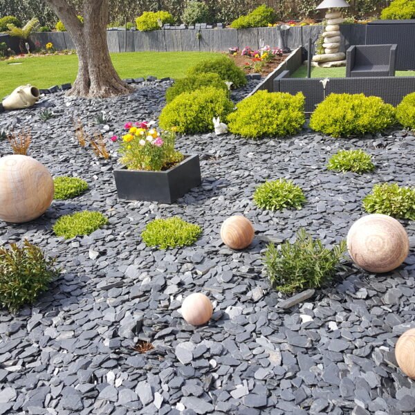 Boules de Grès + Pétales d'ardoise